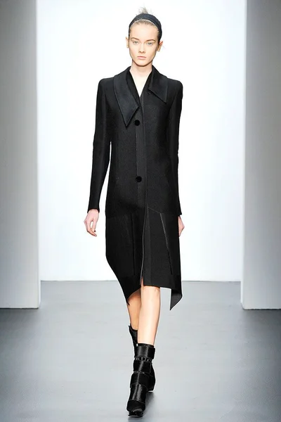 Look 1